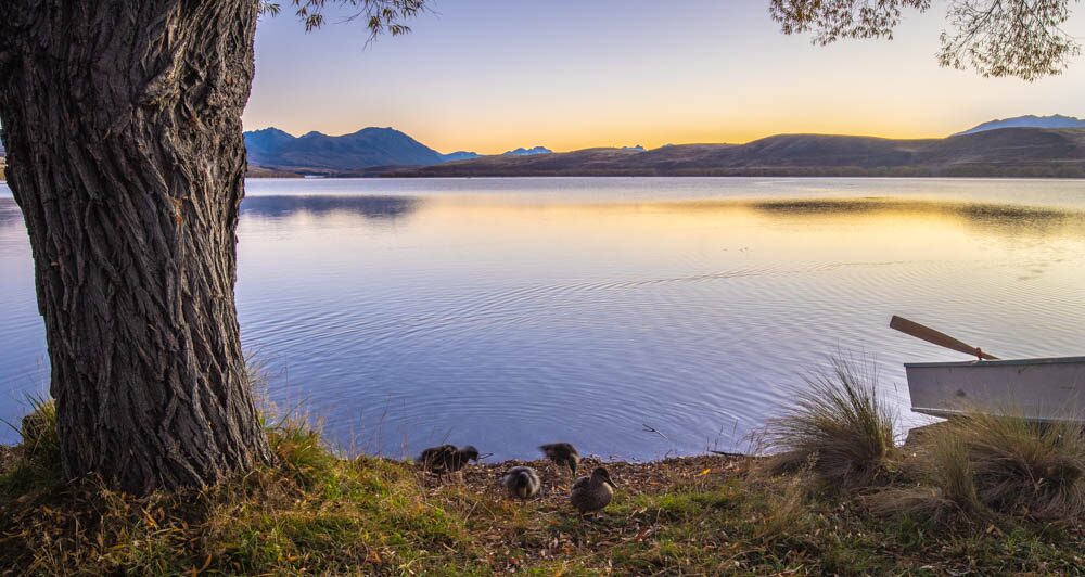 Sunrise at Lake Alexandra, New Zealand — photo 3 of 10