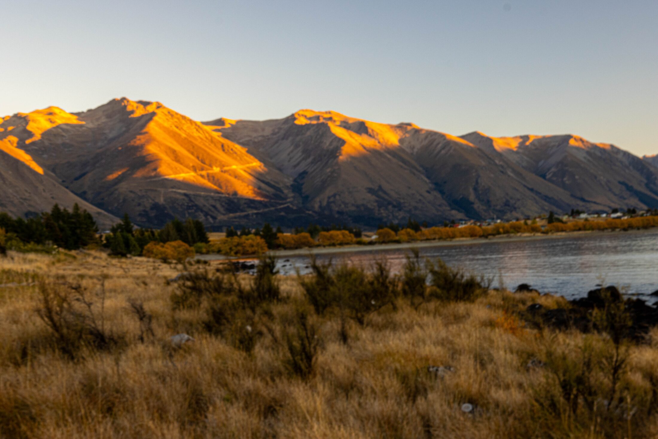 Sunrise at Lake Ohau, New Zealand — photo 8 of 14