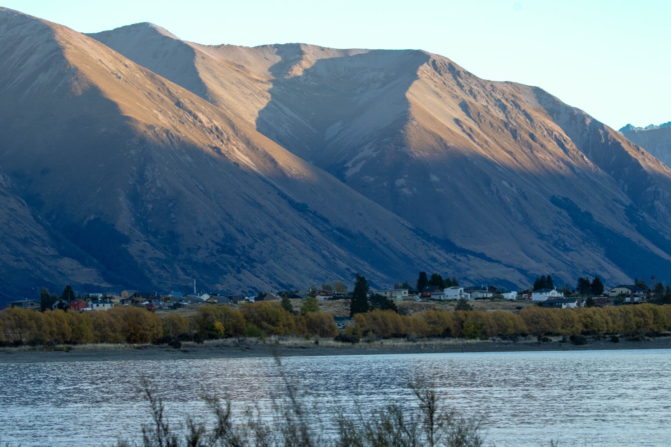 Sunrise at Lake Ohau, New Zealand — photo 12 of 14